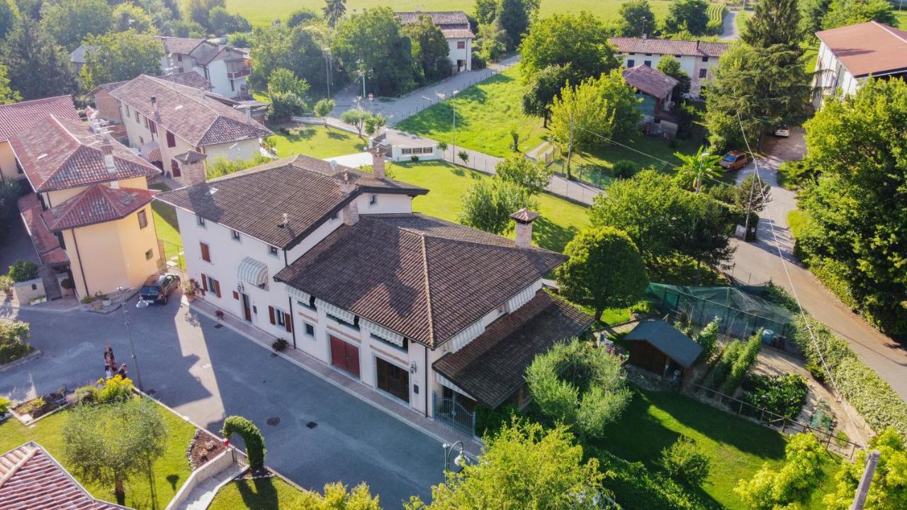 Tal Borc Villa San Vito al Torre Eksteriør billede