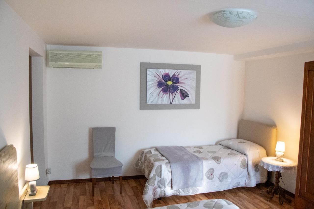 Tal Borc Villa San Vito al Torre Eksteriør billede